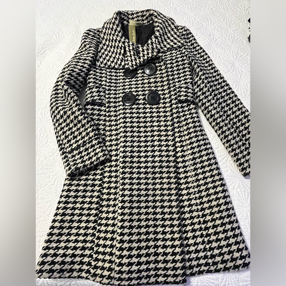 🌻SALE 5/$50 or 10/$75🌻 Soia & Kyo wool blend coat